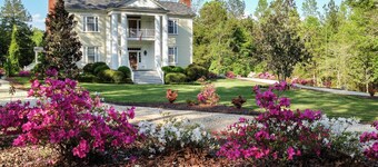 Historic Lafayette Retreat w/ Guest House!