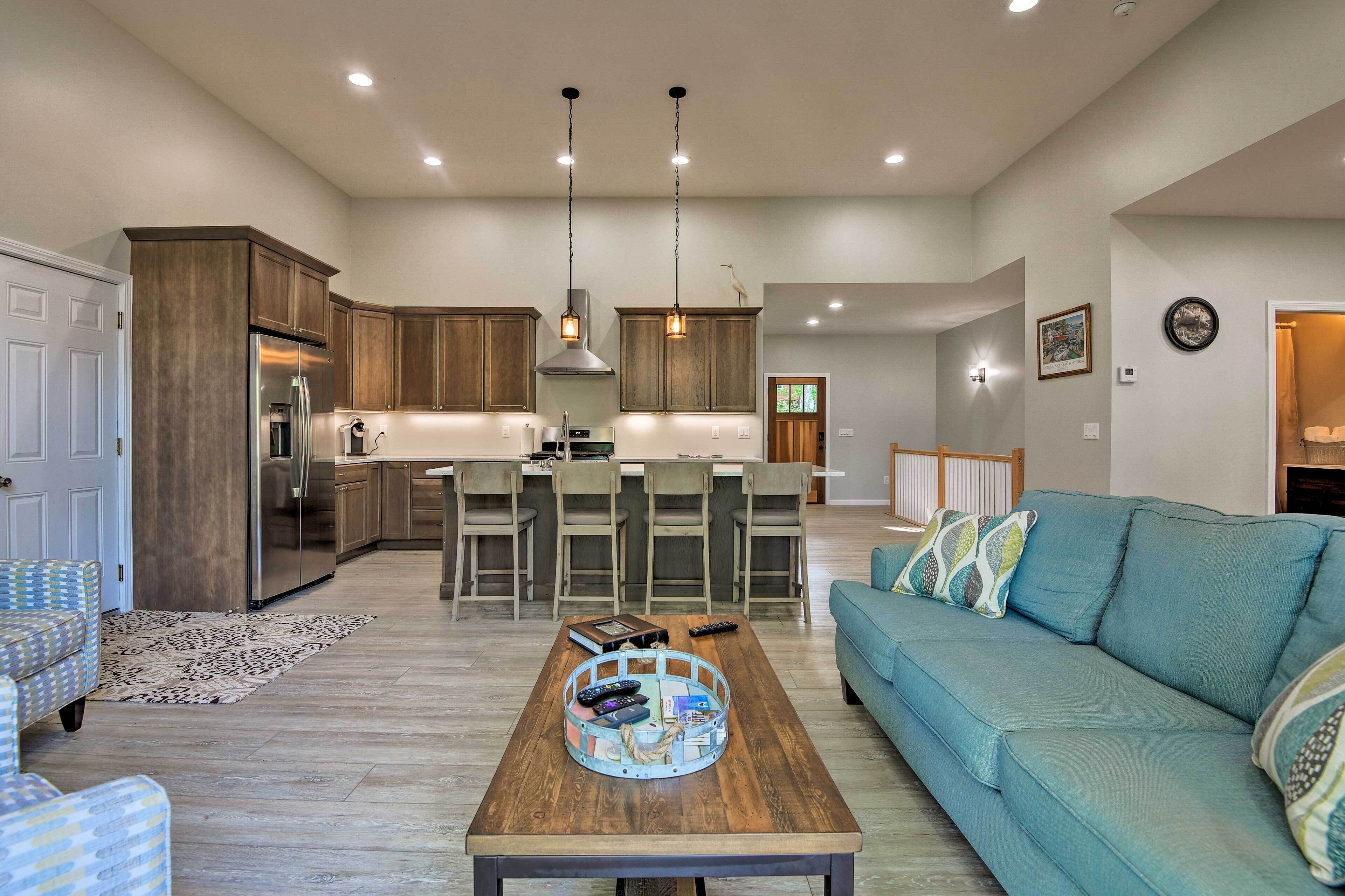 House (3 Bedrooms) | Interior