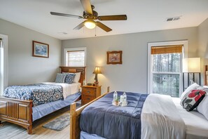 Interior - Pet-friendly Lakehouse: View Tower + Fire Pit! (Leesville)
