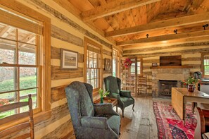 House (0 Bedroom) | Interior