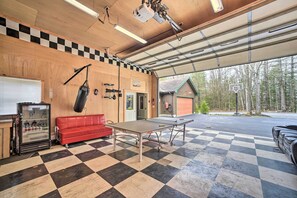 House (4 Bedrooms) | Interior - Lovely Fort Ann Lodge - 10 Mi to Lake George! (Fort Ann)