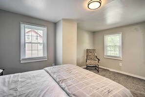 House (4 Bedrooms) | 4 bedrooms, iron/ironing board, bed sheets