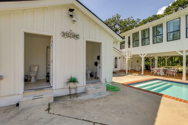 House (Multiple Bedrooms) | Interior