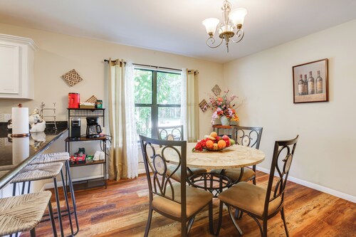 Private Pool: Spacious & Secluded Magnolia Cottage