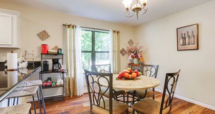 Private Pool: Spacious & Secluded Magnolia Cottage