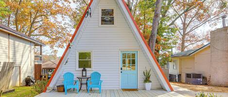 House (3 Bedrooms) | Front of property