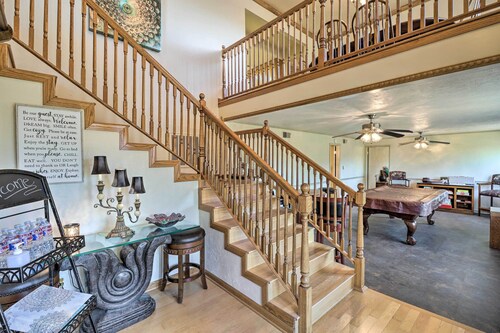 Large Home w/ Games: 4 Mi to Bull Shoals Lake!