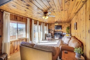 House (4 Bedrooms) | Interior - Pet-friendly Duck Creek Village Retreat w/ Deck! (Duck Creek Village)