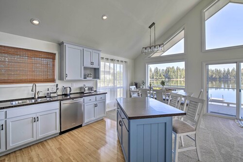 The Rookery - Dreamy Home w/ Private Dock!