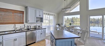 The Rookery - Dreamy Home w/ Private Dock!