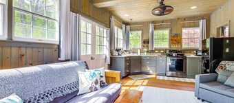 Killingly Barnyard Studio in Wine Country!