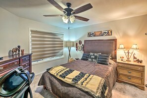House (2 Bedrooms) | Interior - Pet-friendly Lake Desoto Vacation Rental! (Hot Springs Village)