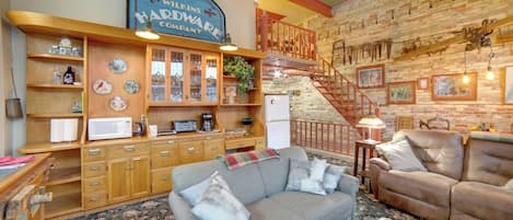 Apartment (2 Bedrooms) | Front of property