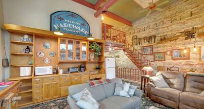 Saugatuck Retreat in Historic Downtown!