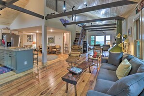 Interior - Secluded Pisgah National Forest Retreat w/ Views! (Brevard)