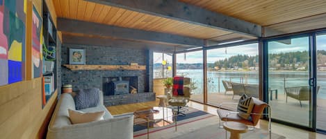 House (2 Bedrooms) | Front of property