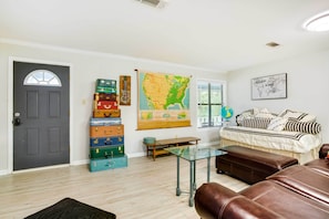 House (1 Bedroom) | Interior