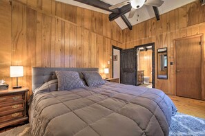 House (2 Bedrooms) | Interior - 'stonewood Lodge' Couples Retreat in Glenville! (Glenville)