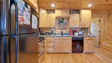 House (1 Bedroom) | Interior