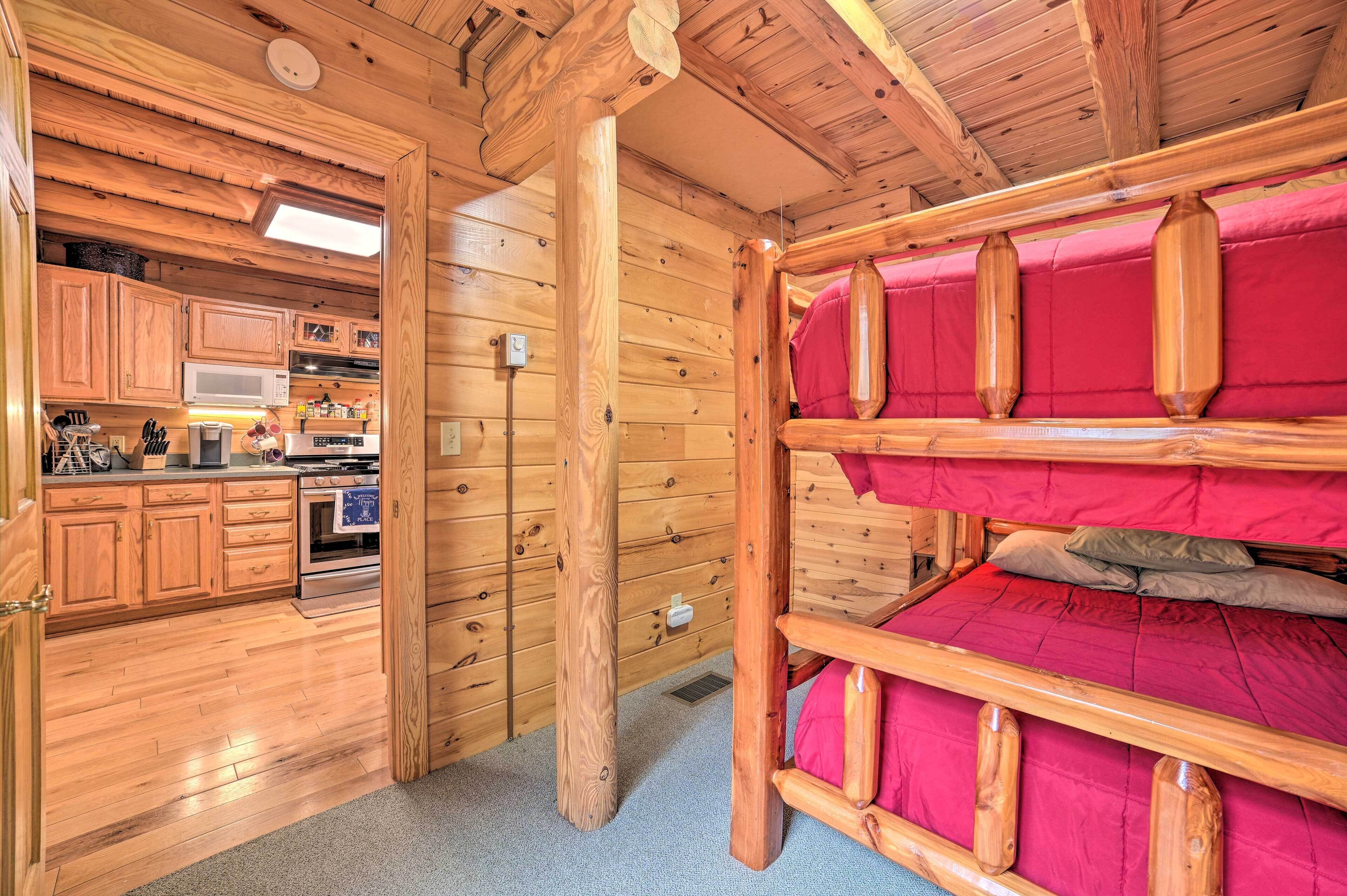 House (2 Bedrooms) | Interior