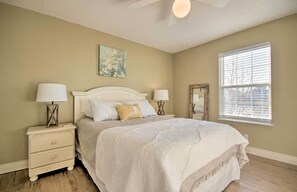 Apartment (4 Bedrooms) | Interior - Private Dock + Lake Ozark Views: Waterfront Haven (Lake Ozark)