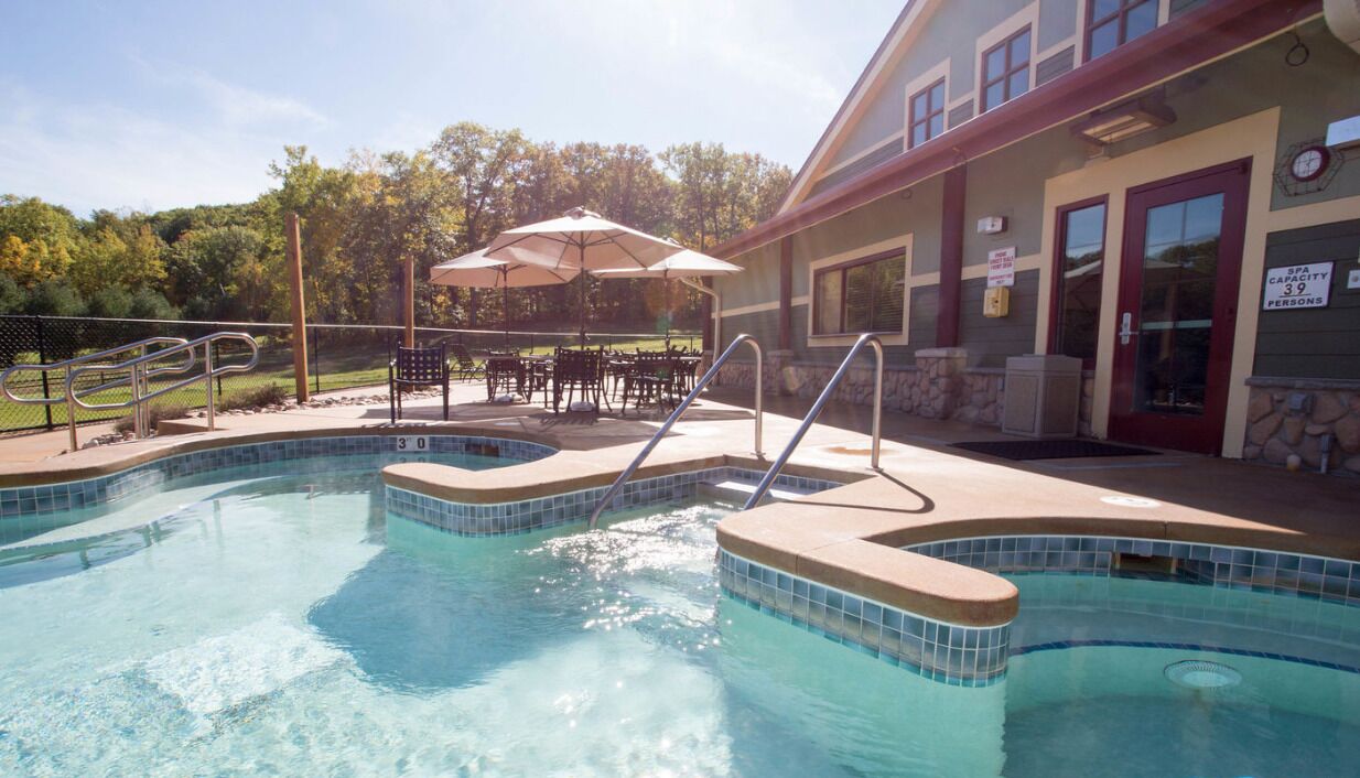 2 Bedroom Cottage at Christmas Mountain JULY 7th-11th 2023 ONLY