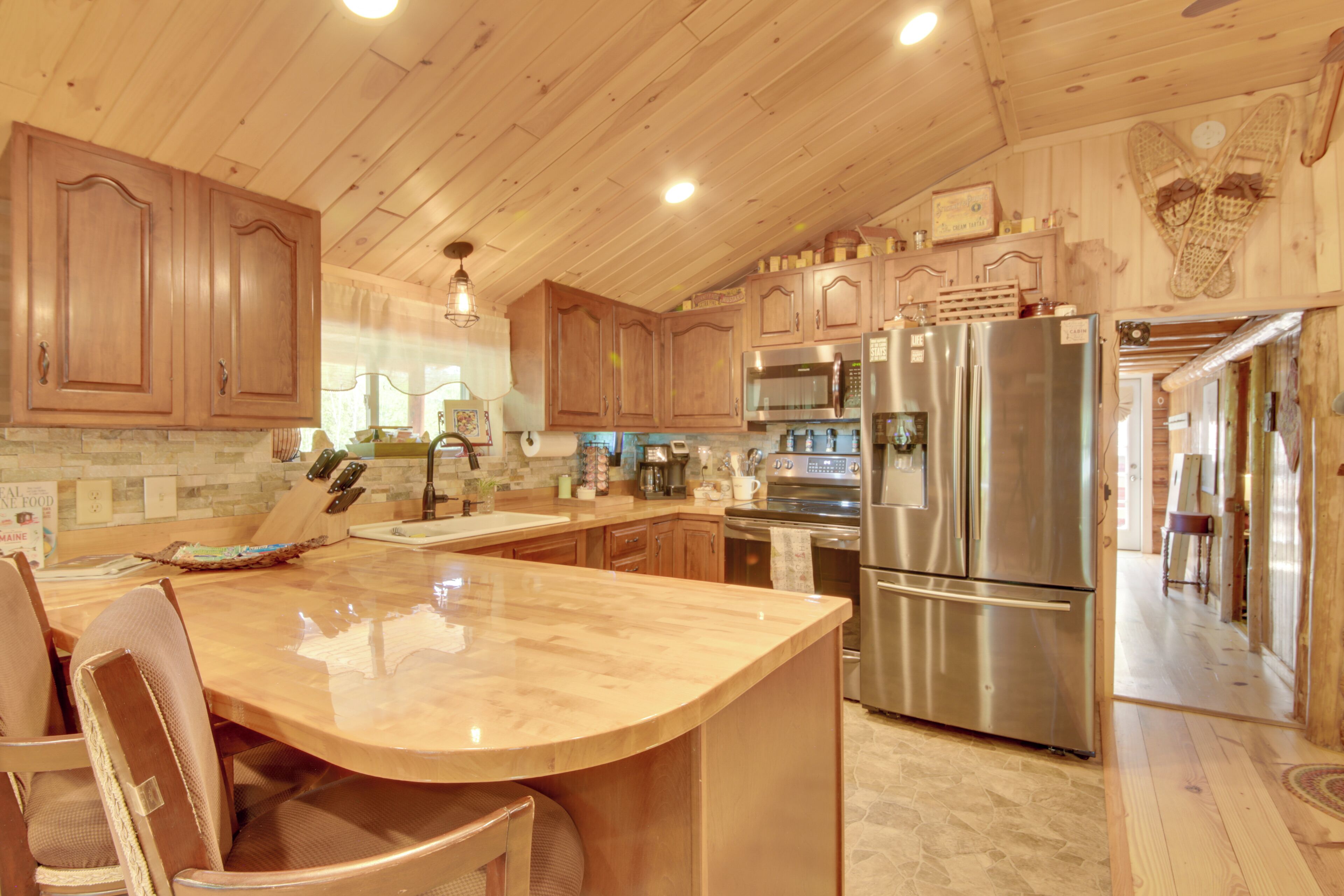 House (2 Bedrooms) | Interior