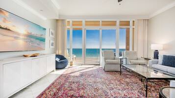 Condo, 3 Bedrooms | Living area | DVD player