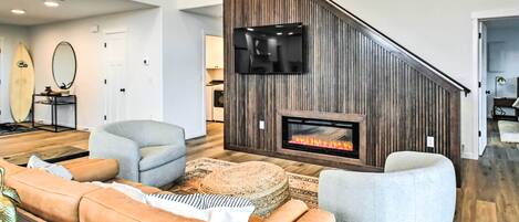 House (3 Bedrooms) | Front of property