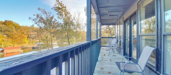 Private Dock: Grand Lake Family Home