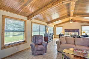Cottage (1 Bedroom) | Interior