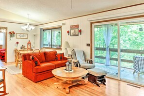 House (2 Bedrooms) | Interior - Quaint Murphy Cabin in Serene Wooded Setting! (Murphy)