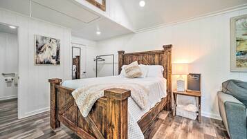 Apartment (0 Bedroom) | Interior