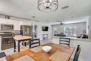 Cottage (2 Bedrooms) | Interior