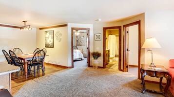 Apartment (2 Bedrooms) | Bahagian dalam