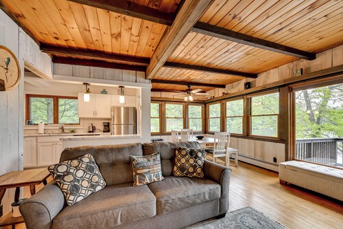 Lakefront Granby Escape w/ Private Dock & Kayaks!