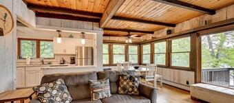 Lakefront Granby Escape w/ Private Dock & Kayaks!