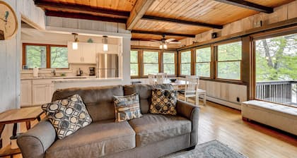 Lakefront Granby Escape w/ Private Dock & Kayaks!