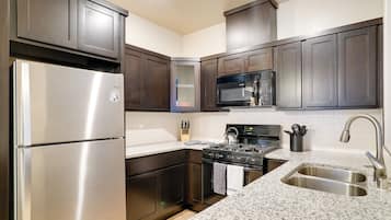 Căn hộ (3 Bedrooms) | Mặt tiền nơi lưu trú