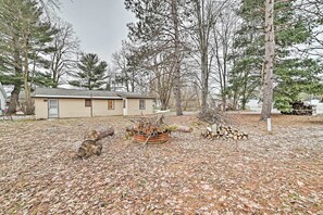House (2 Bedrooms) | Interior - Quaint Frederic Home: Ski, Boat + Hike Nearby (Frederic)