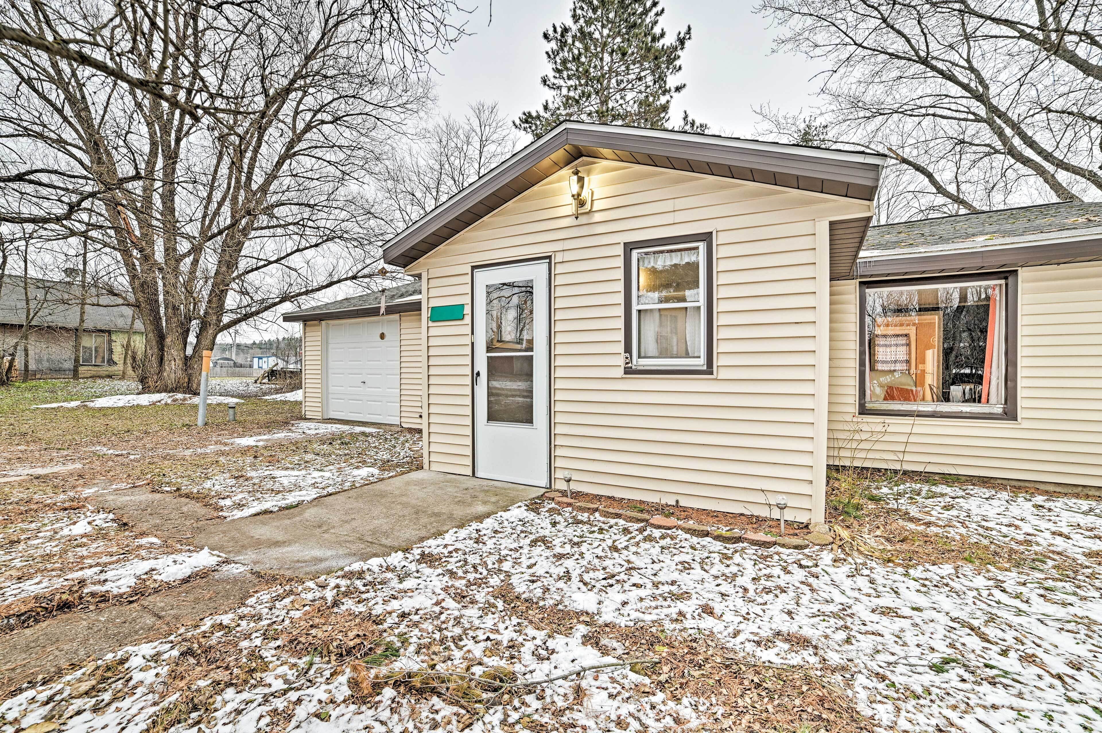 المنشأة من الداخل