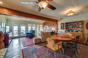 Casa (2 Bedrooms) | Interior