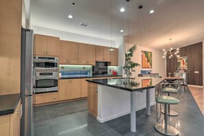 House (2 Bedrooms) | Interior - Mtn & Golf Course Views: Palm Springs Home (Palm Springs)