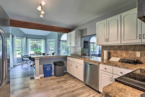 Scotron Home W/game Room - 5 Miles to Skiing!