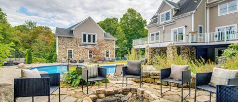 House (5 Bedrooms) | Front of property