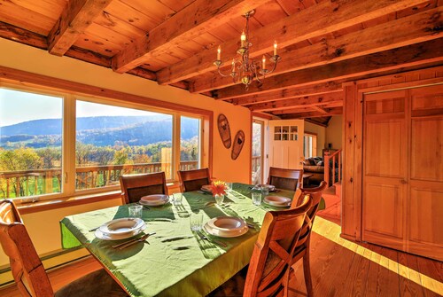 'bearpen Lodge' on 125 Acres - Near Belleayre Mtn!
