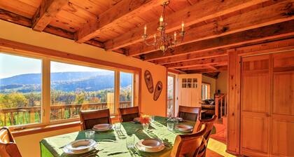 'bearpen Lodge' on 125 Acres - Near Belleayre Mtn!