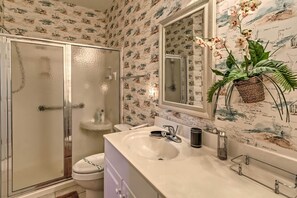 Bathroom - Resort Condo in Tupelo Bay - 1 Mile to the Beach! (Murrells Inlet)