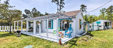 Cottage (2 Bedrooms) | Front of property