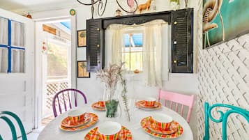 Cottage (2 Bedrooms) | Interior